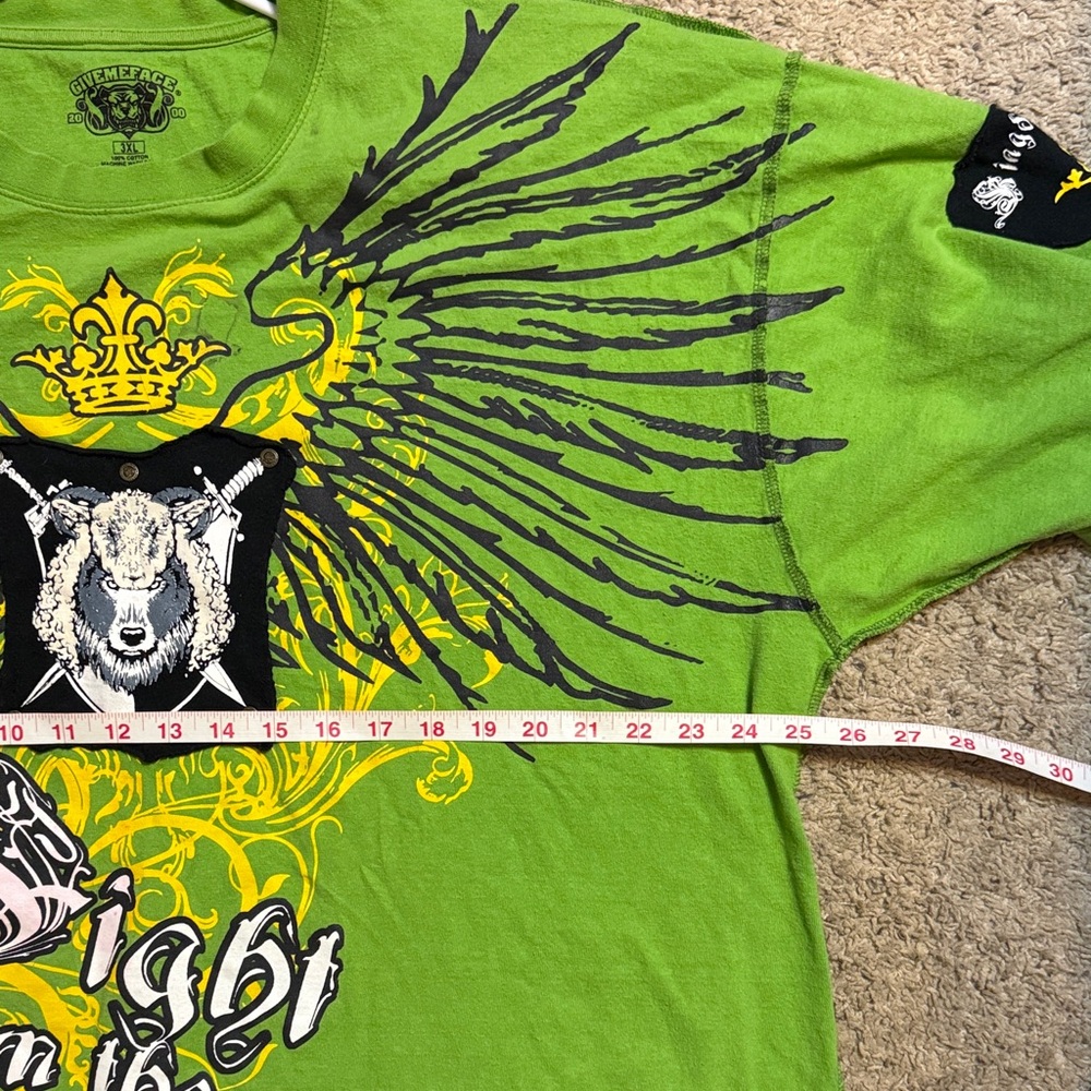 Y2K Give me face Green Graphic T-Shirt with vintage Design - Picture 4 of 8